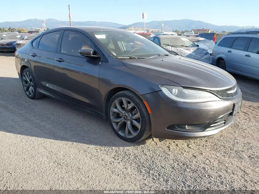 2016 Chrysler 200 S