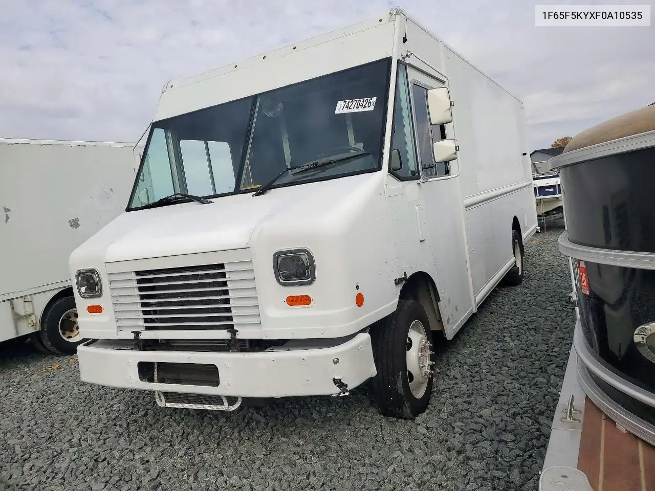 2015 Ford F59