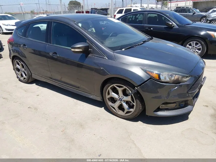 2017 Ford Focus ST