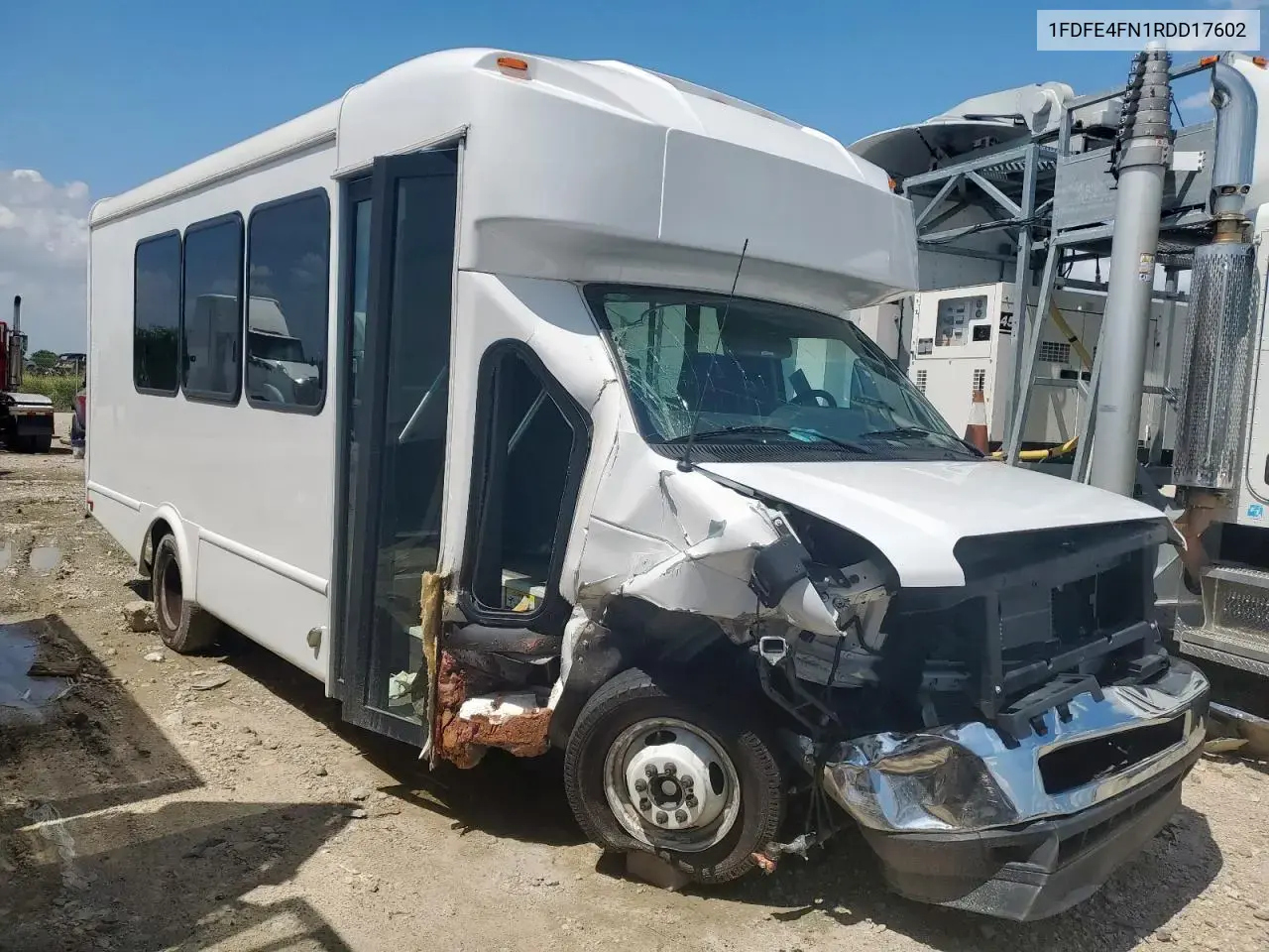 2024 Ford Econoline E-450