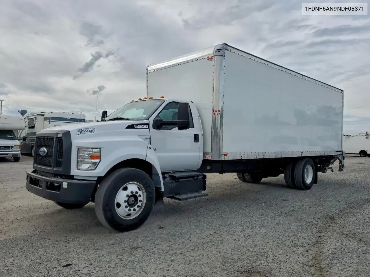 2022 Ford F650 Super Duty Box Truck