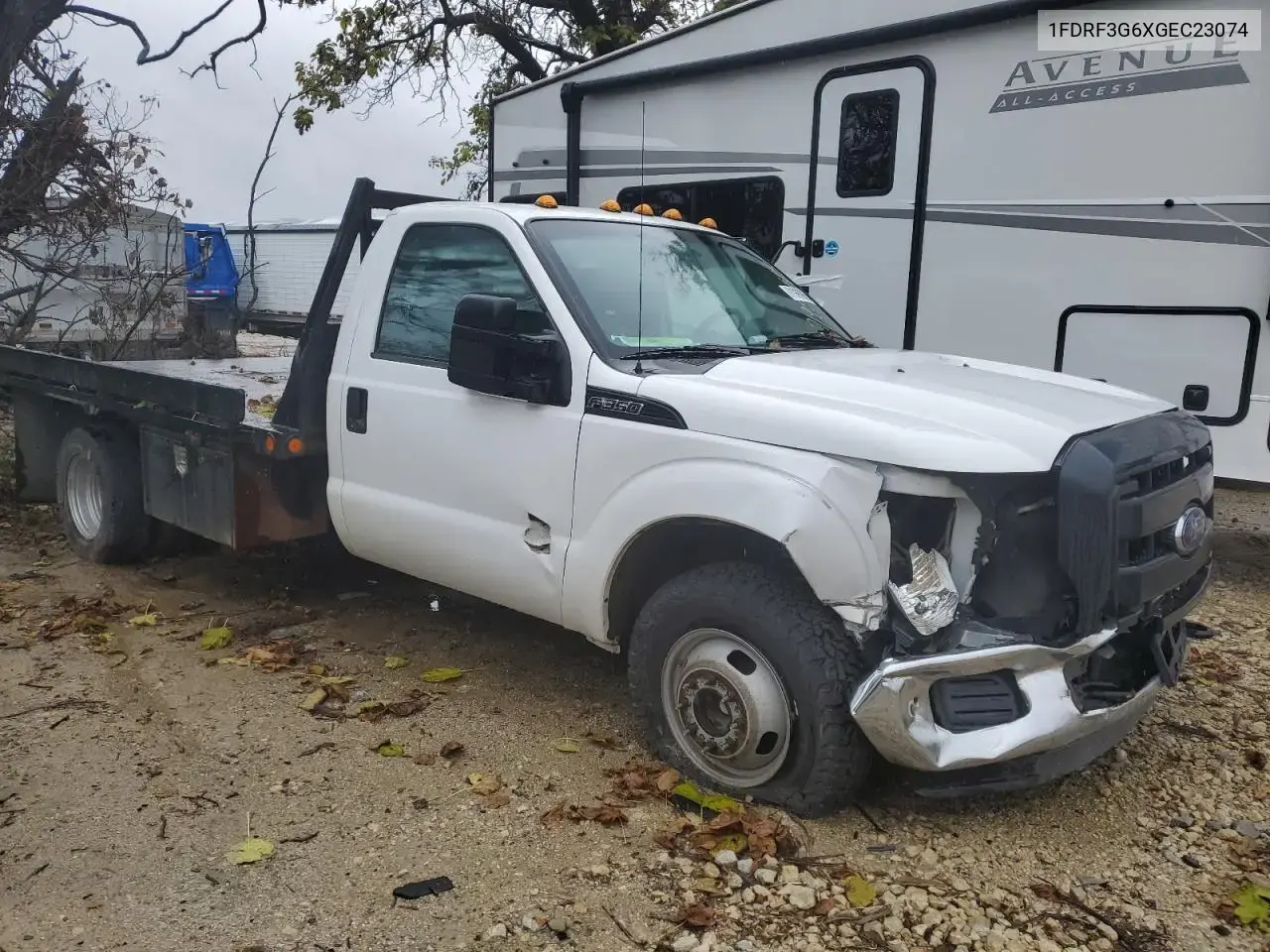 2016 Ford F350 Super Duty Super Duty Flatbed Truck