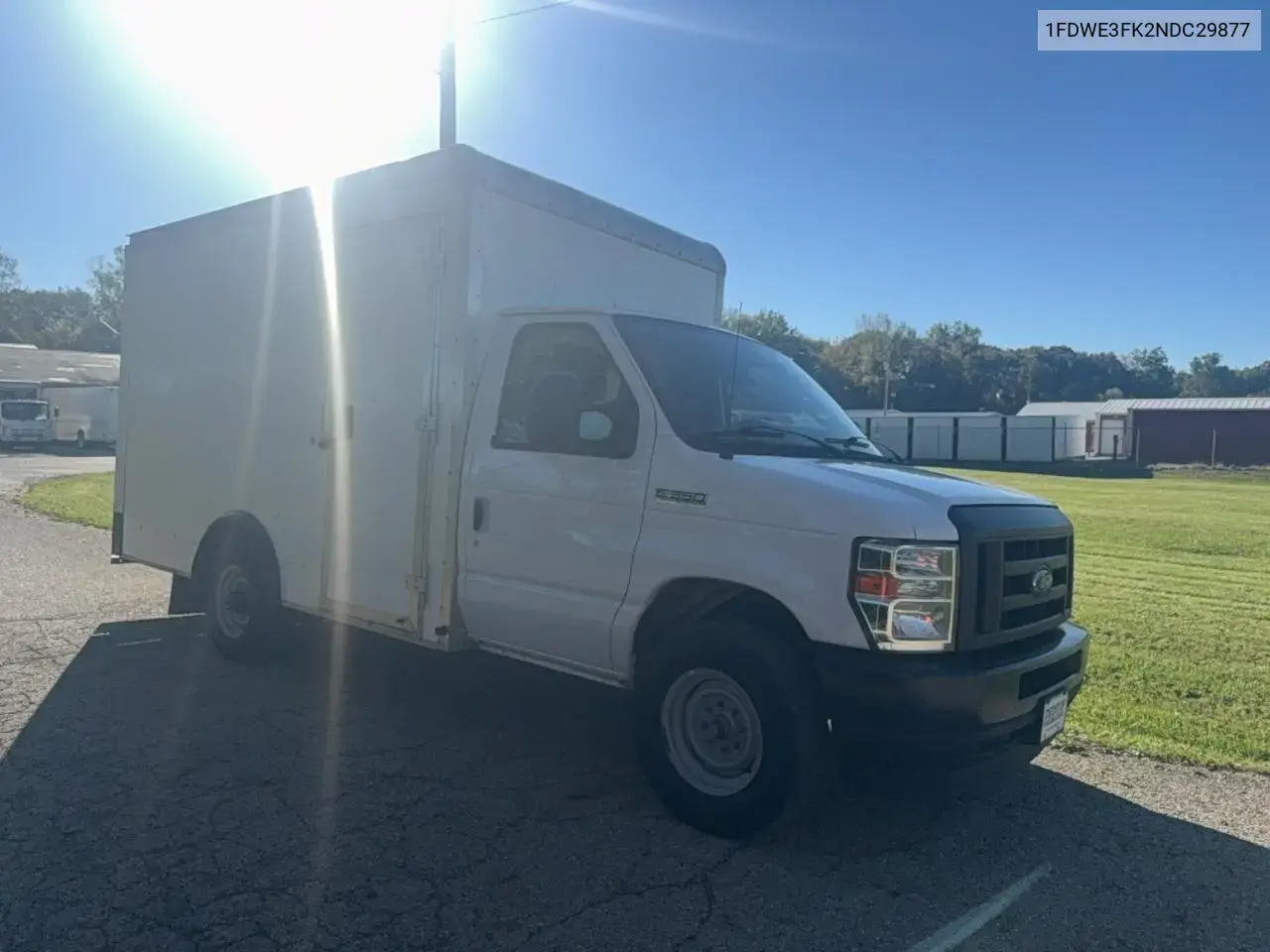 2022 Ford Econoline E350 Super Duty Cutaway Van