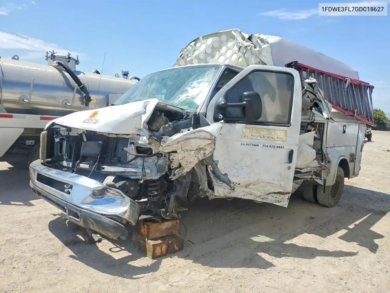 2016 Ford Econoline E350 Super Duty Cutaway Van