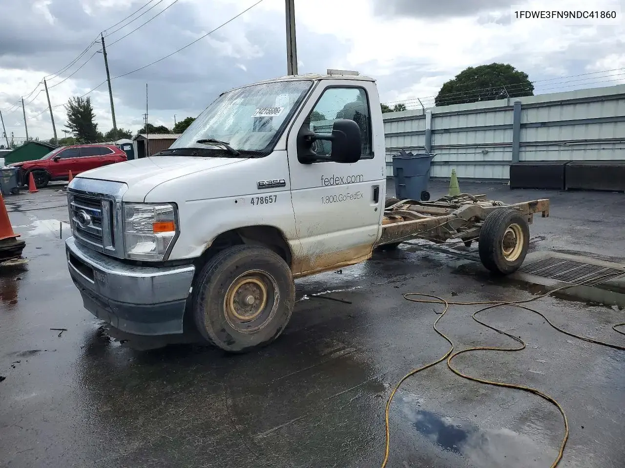 2022 Ford Econoline E350 Super Duty Cutaway Van