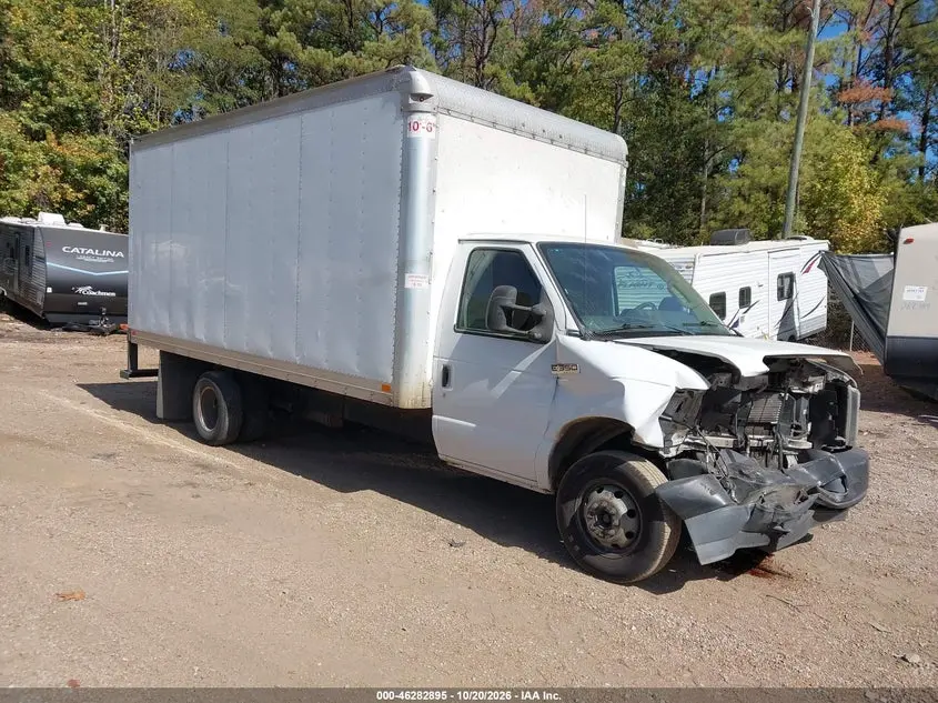 2021 Ford E-350 Cutaway