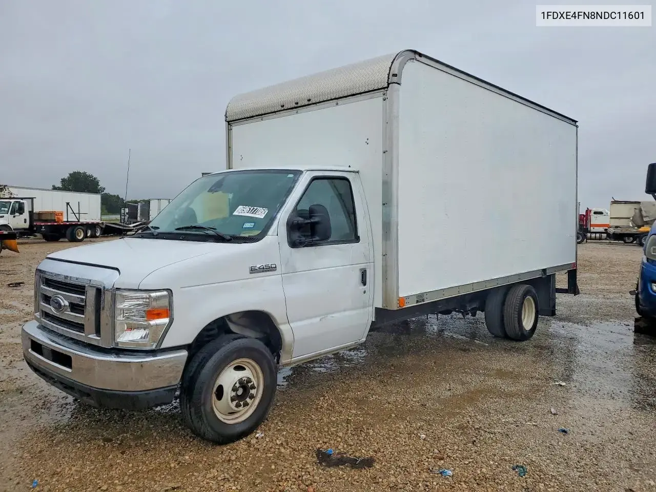 2022 Ford E-450 Box Truck