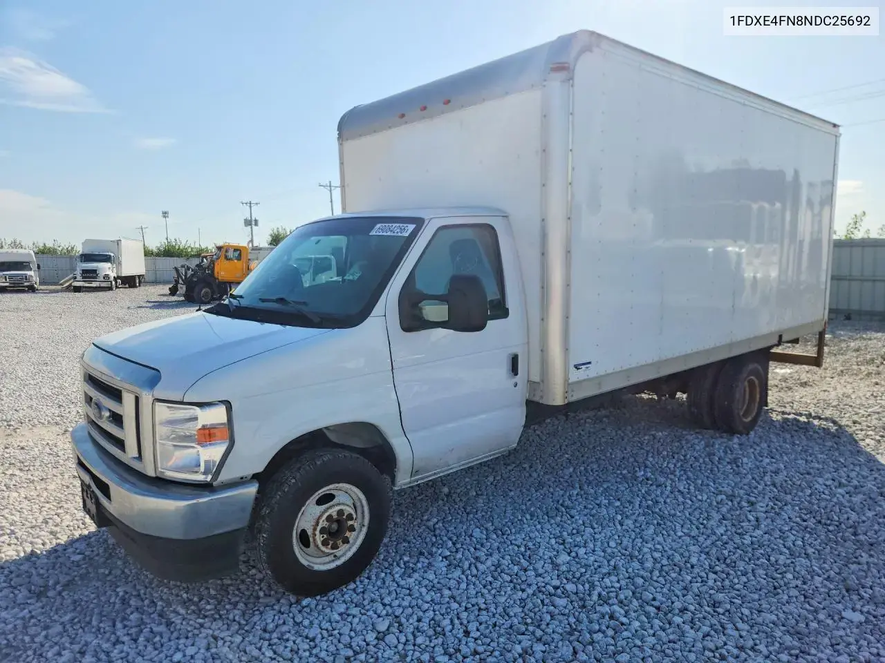 2022 Ford Econoline E450 Super Duty Cutaway Van