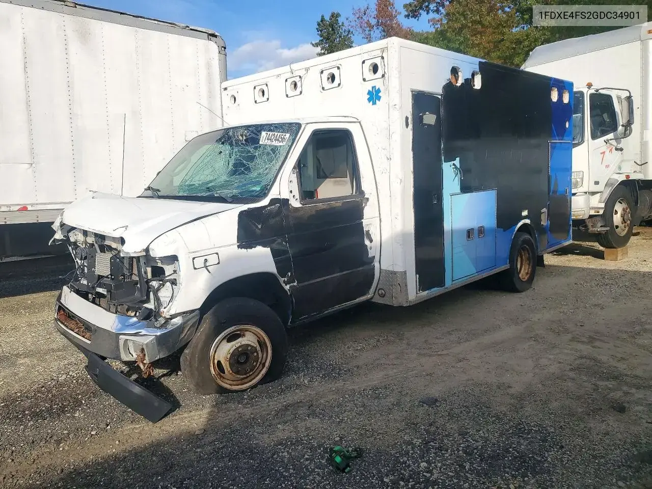 2016 Ford Econoline E450 Super Duty Cutaway Van