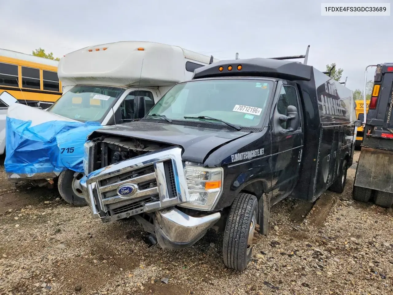 2016 Ford Econoline E450 Super Duty Cutaway Van