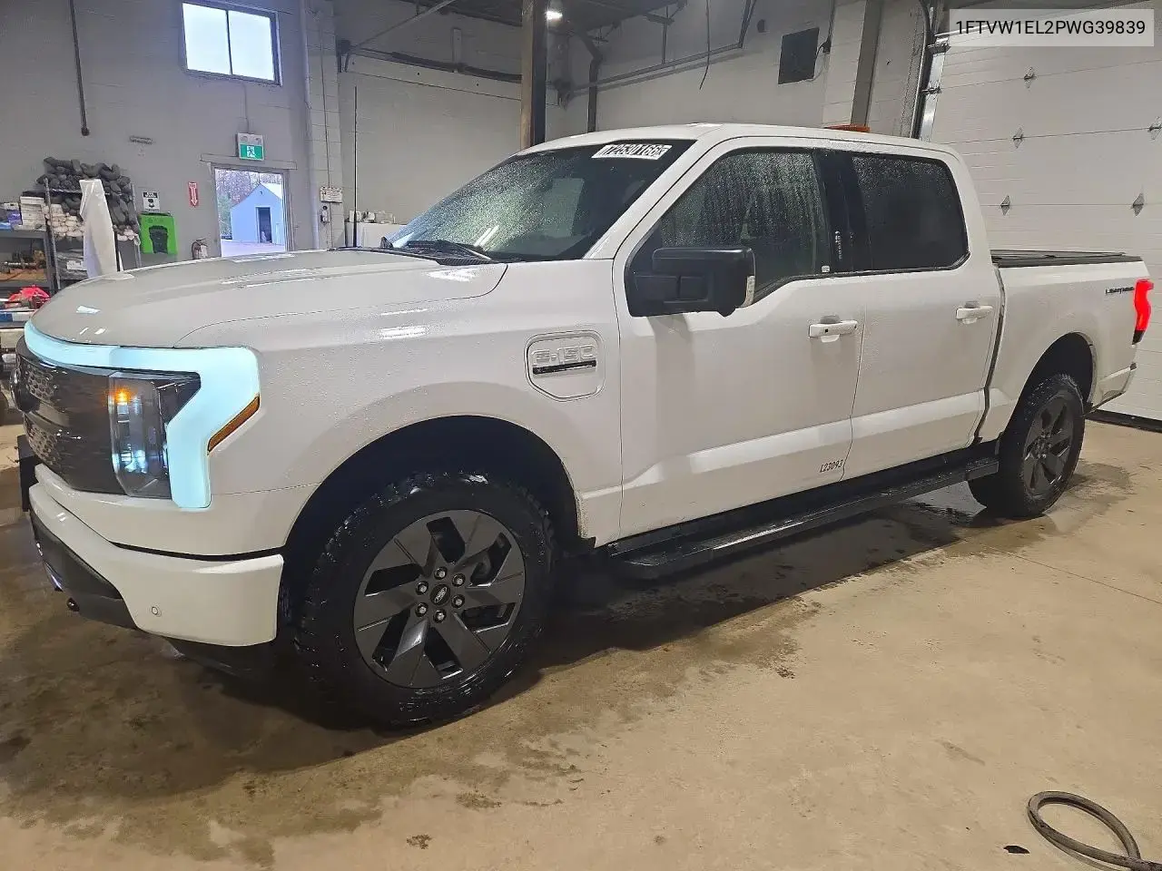 2023 Ford F150 Lightning Pro