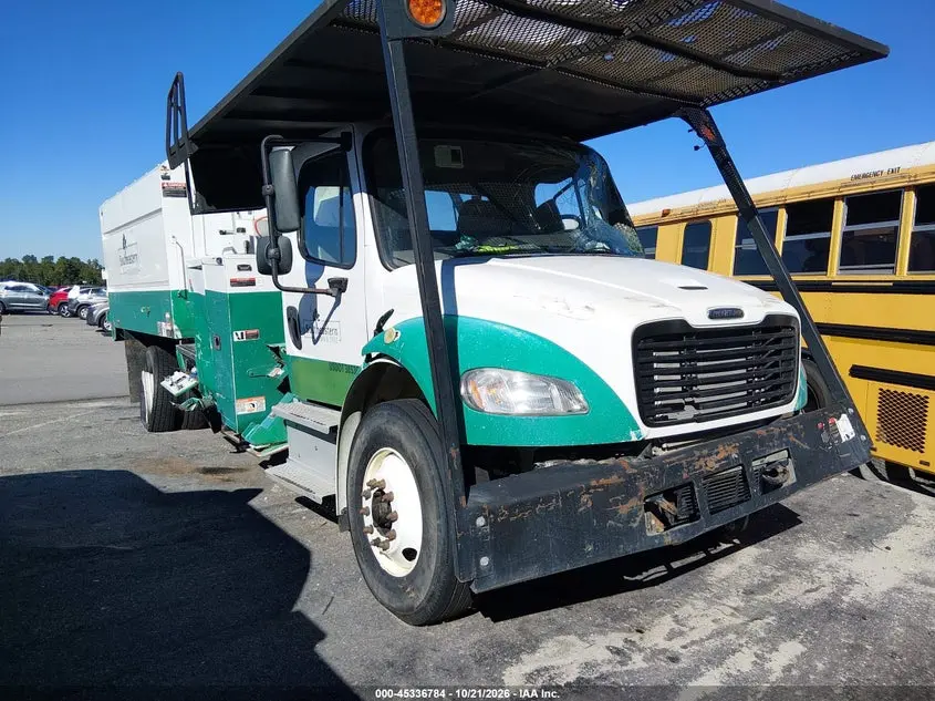2020 Freightliner M2 106