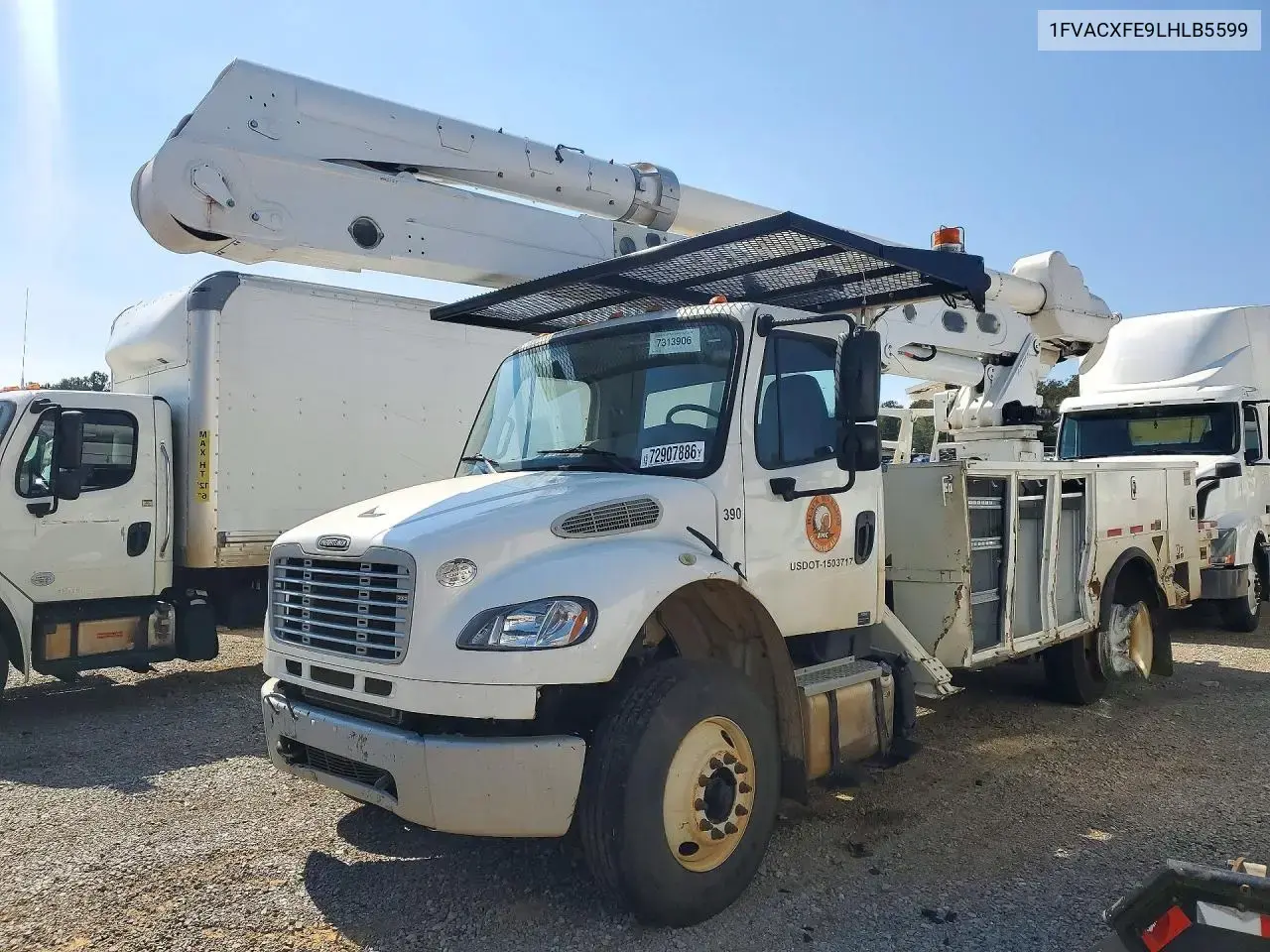 2020 Freightliner Business Class M2 Bucket Truck
