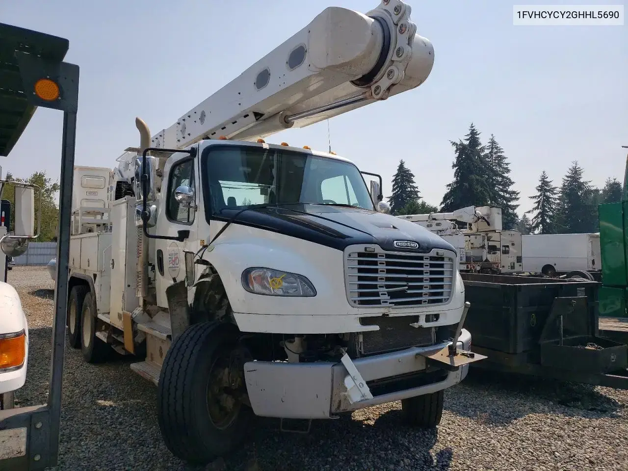 2016 Freightliner M2 106 Med