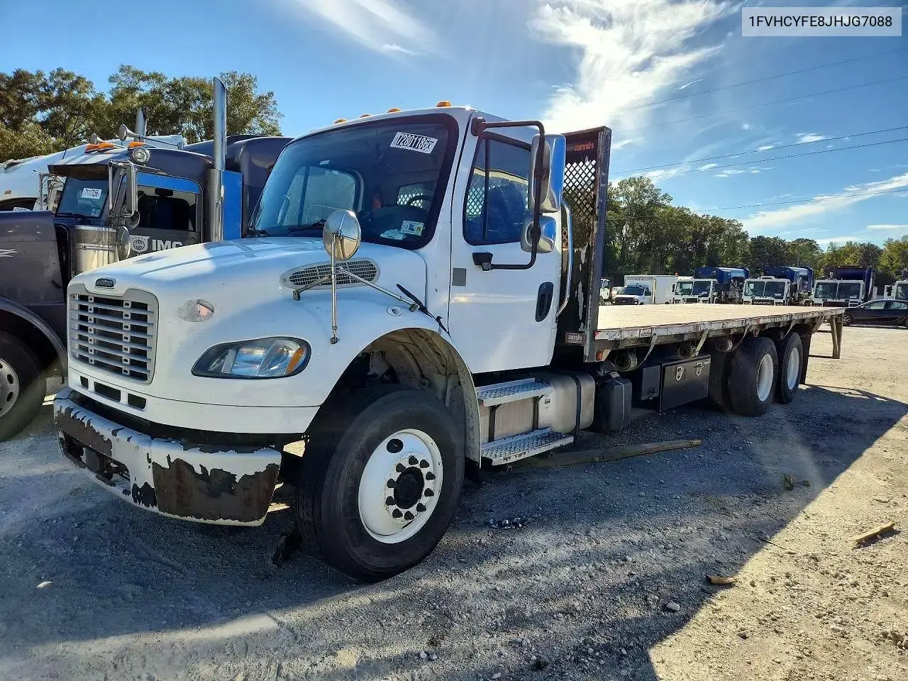2018 Freightliner Business Class M2 Flatbed Truck
