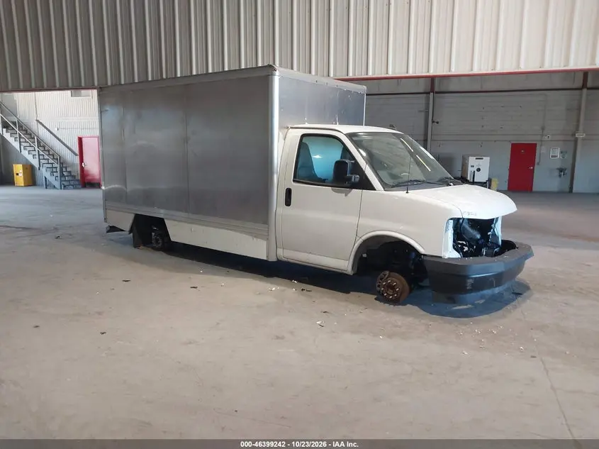 2023 Chevrolet Express Cutaway Work Van