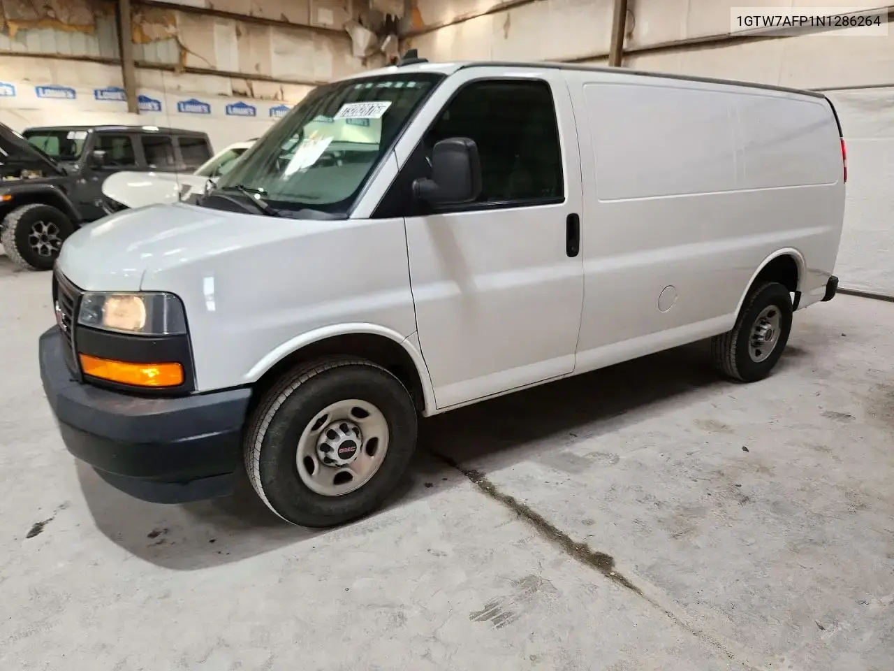 2022 GMC Savana 2500 Cargo Delivery Van