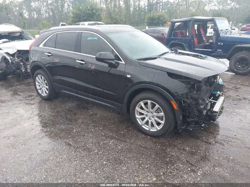 2022 Cadillac XT4 FWD Luxury