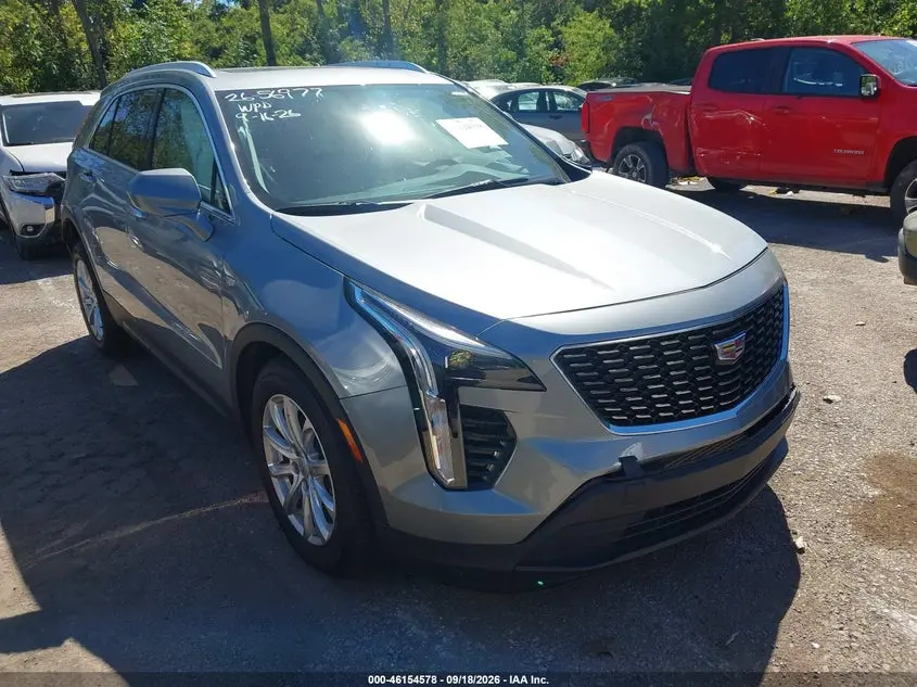 2023 Cadillac XT4 AWD Luxury