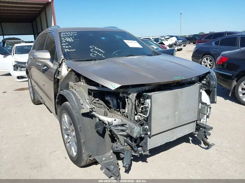 2023 Cadillac XT4 FWD Premium Luxury