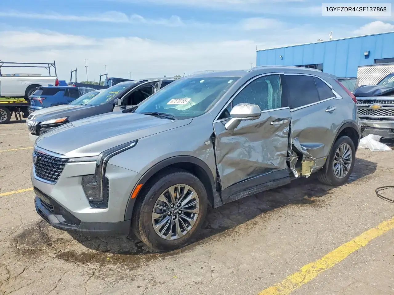 2025 Cadillac XT4 Premium Luxury