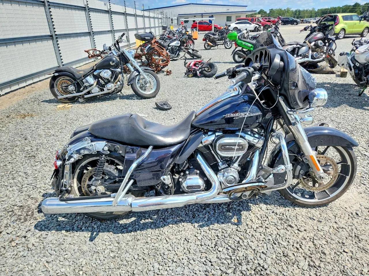 2019 Harley-Davidson Flhx