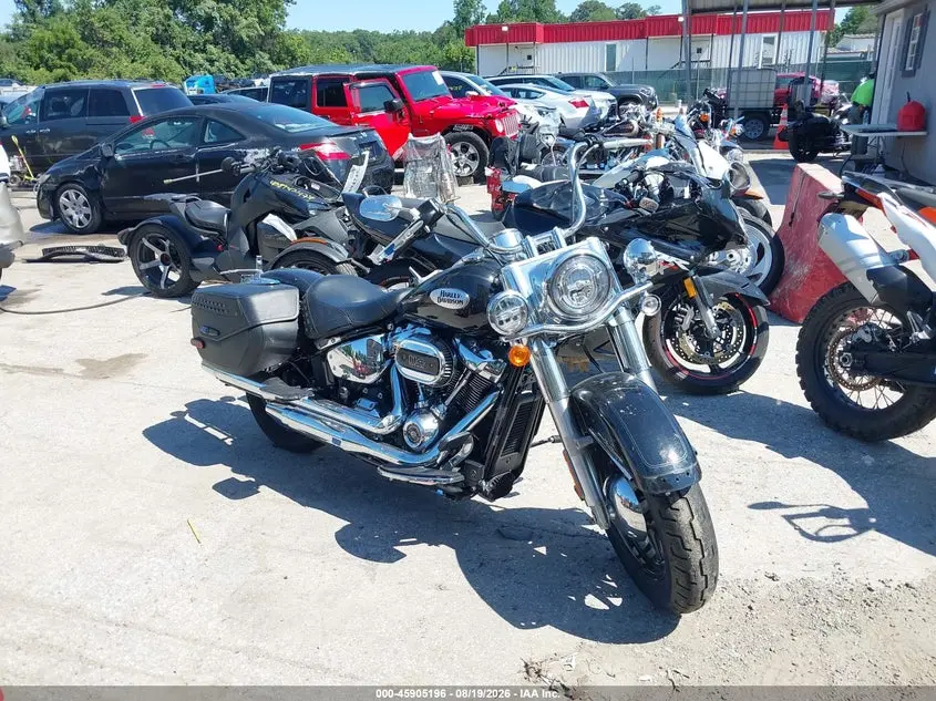 2022 Harley-Davidson Flhcs