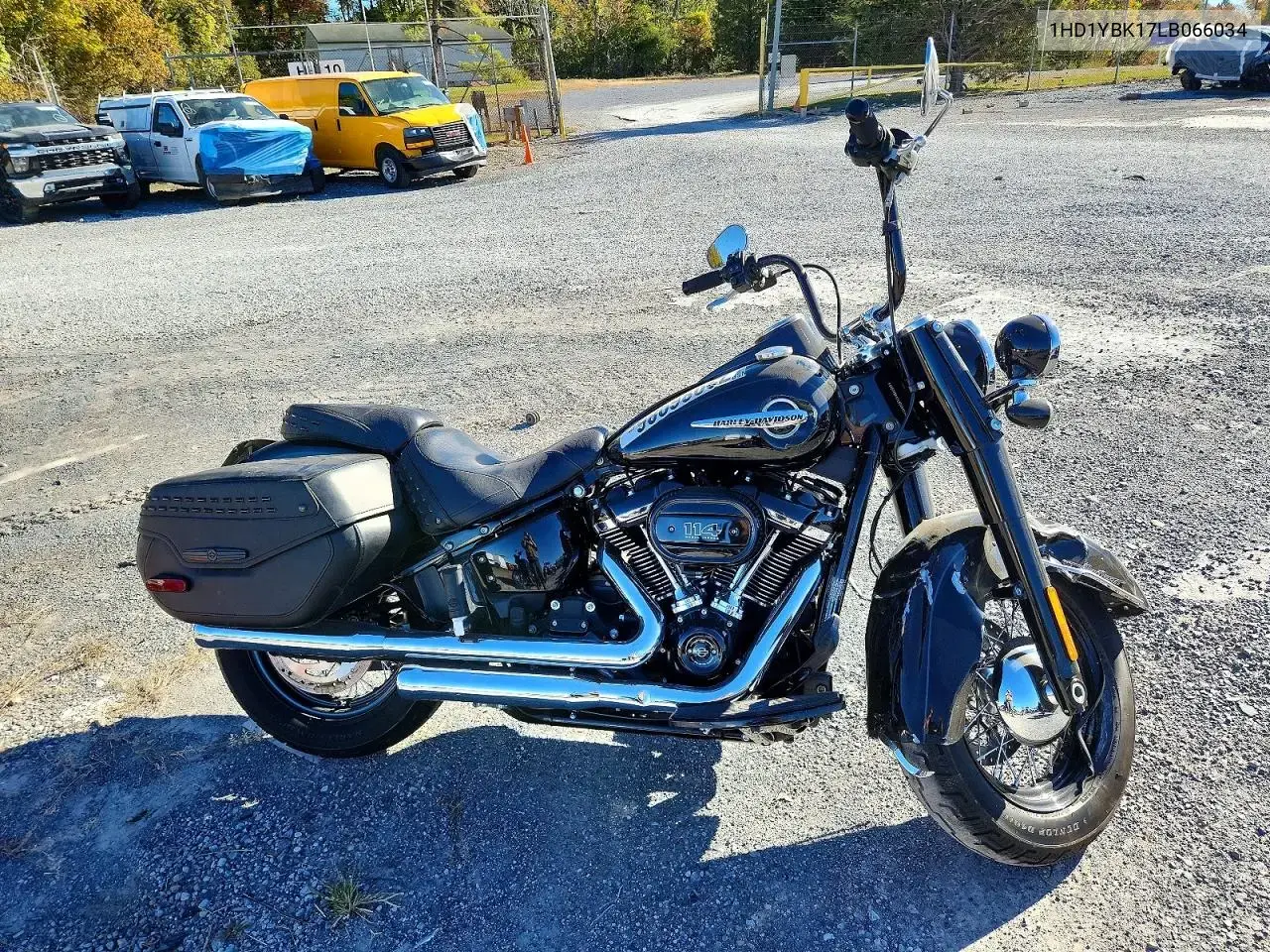 2020 Harley-Davidson Flhcs