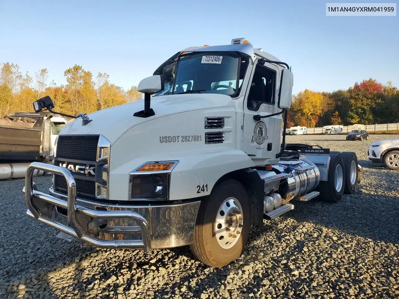 2024 Mack An64T Semi Truck