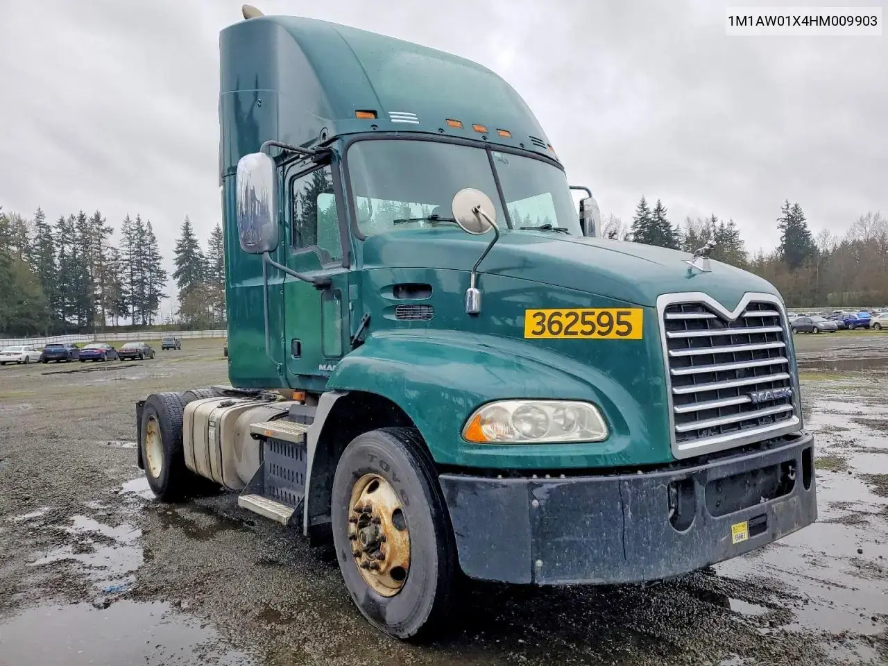 2017 Mack Cxu612 Semi Truck