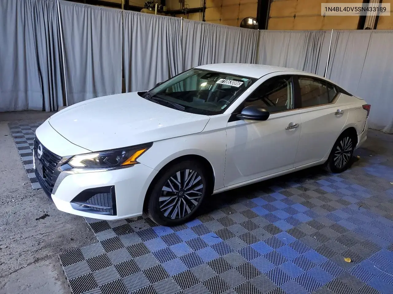 2025 Nissan Altima SV