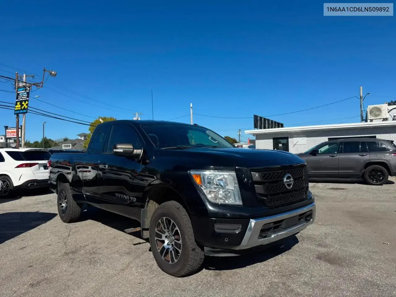 2020 Nissan Titan SV