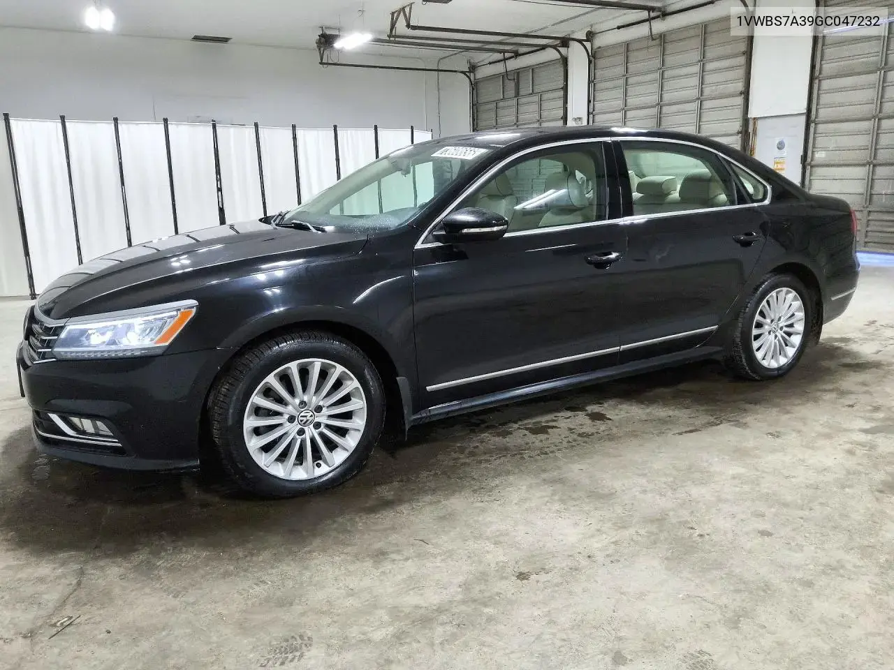 2016 Volkswagen Passat SE