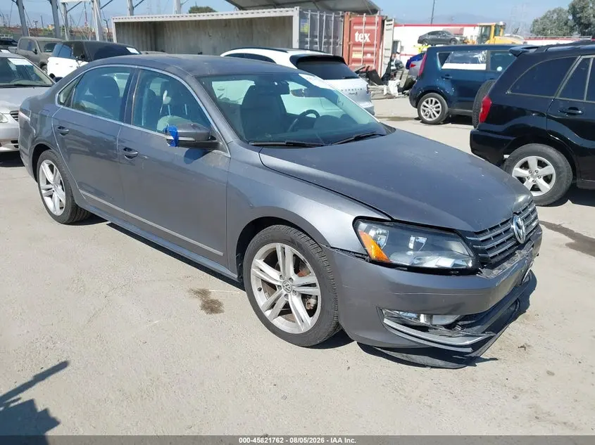 2015 Volkswagen Passat 1.8T SEL Premium