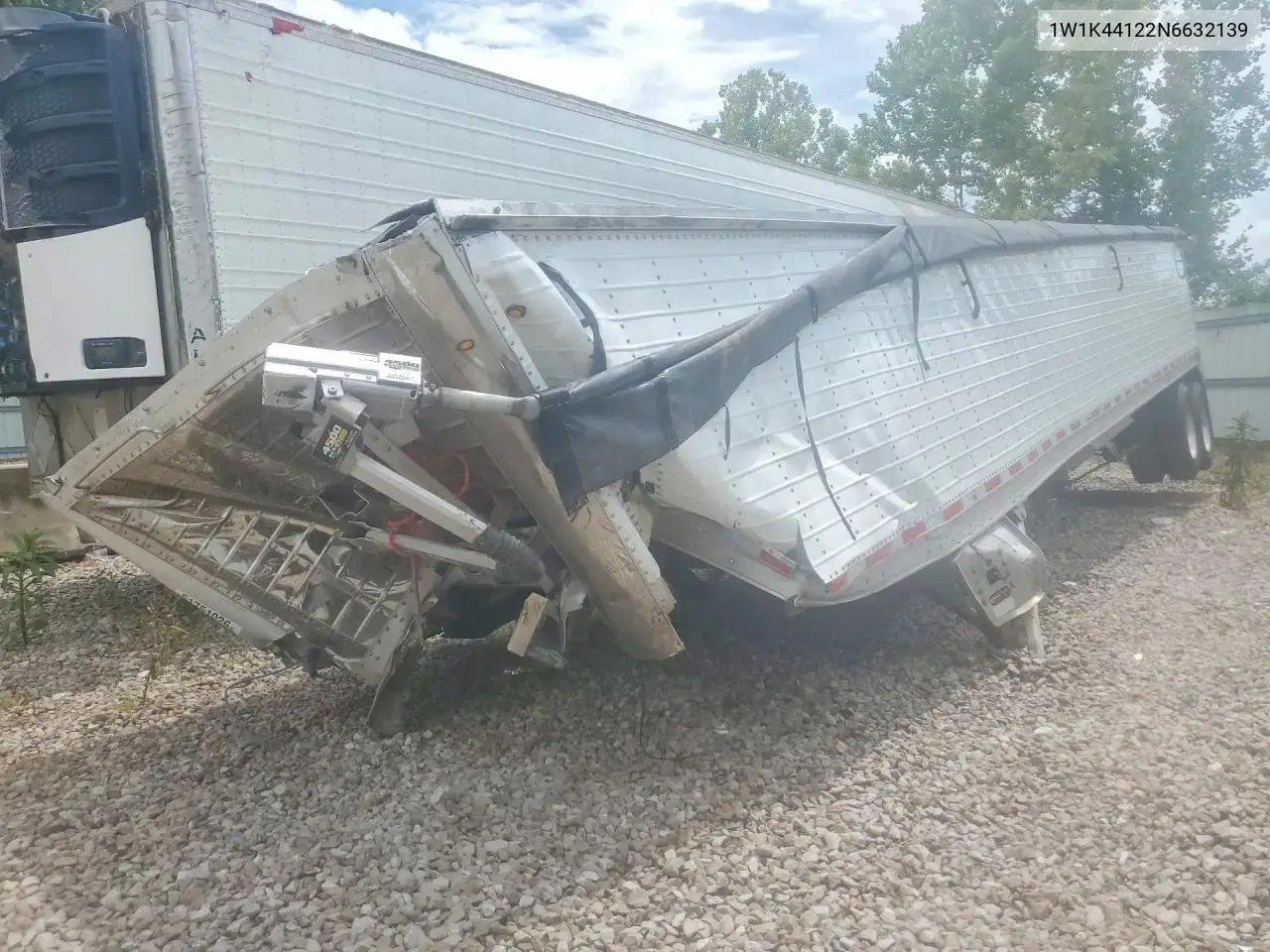 2022 Wilson Dwh-600 Grain Trailer
