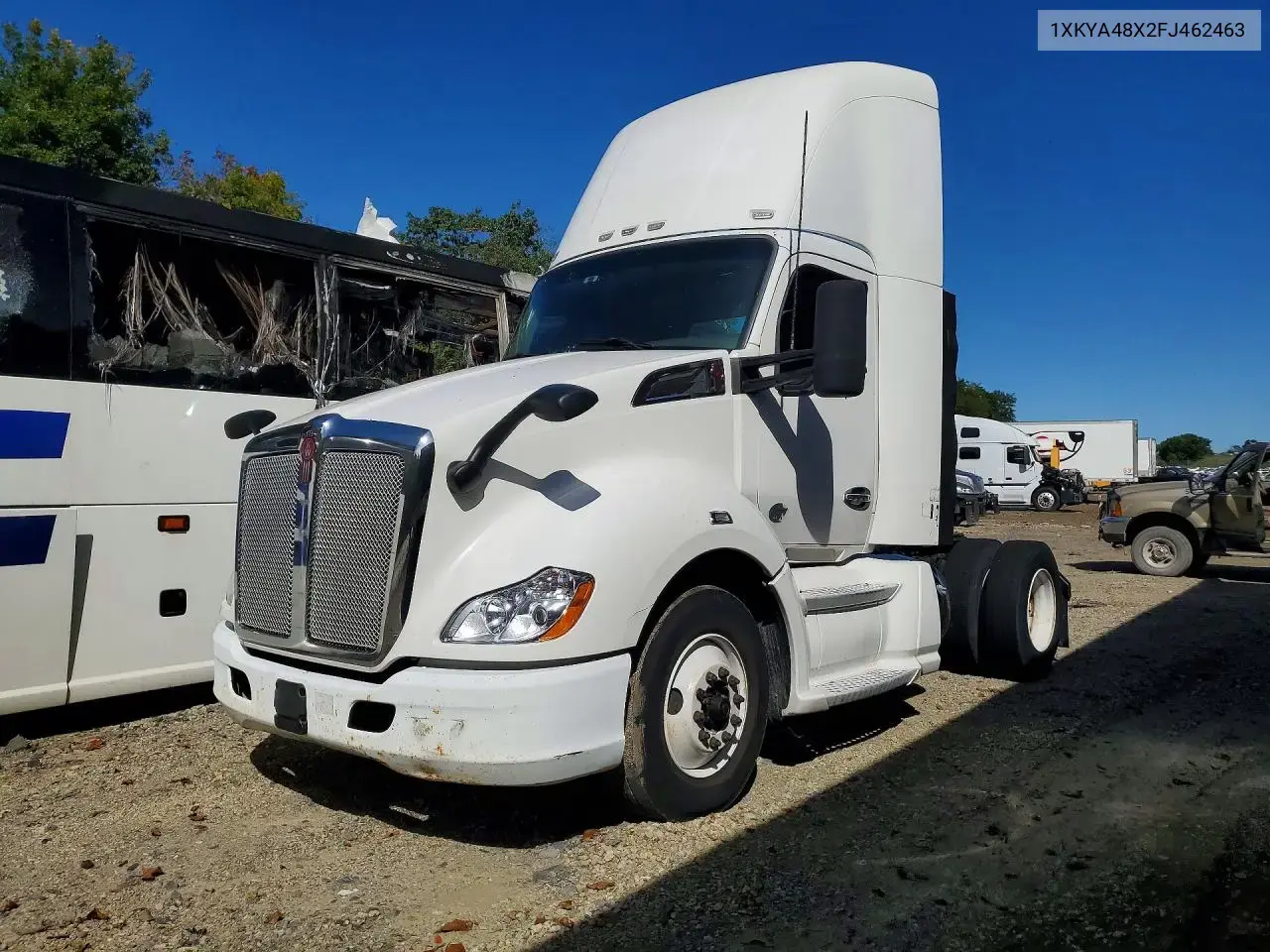2015 Kenworth T680 Semi Truck