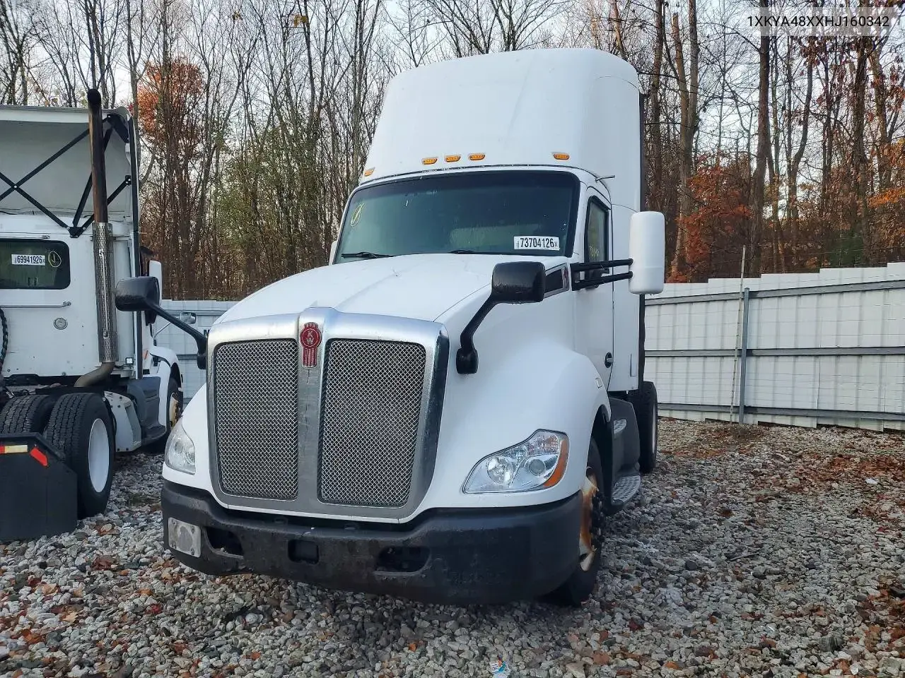 2017 Kenworth T680 Semi Truck