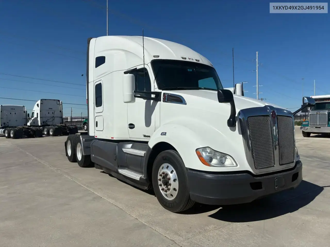 2016 Kenworth Construction T680