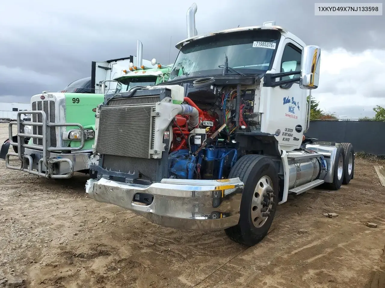2022 Kenworth T680 Semi Truck
