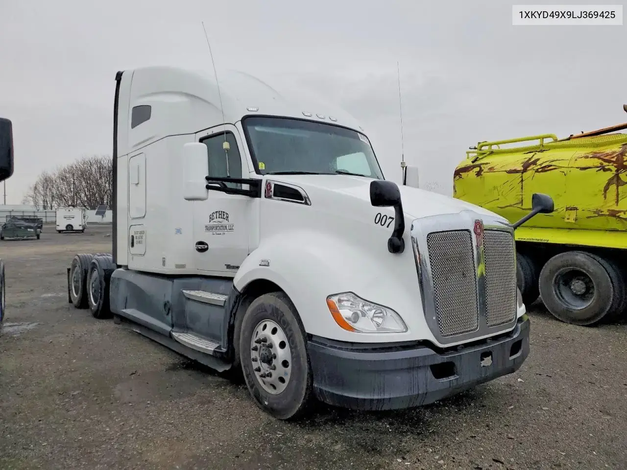 2020 Kenworth T680 Semi Truck