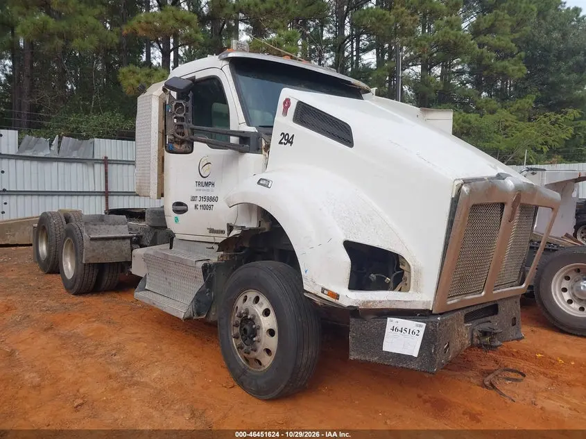 2016 Kenworth Construction T880