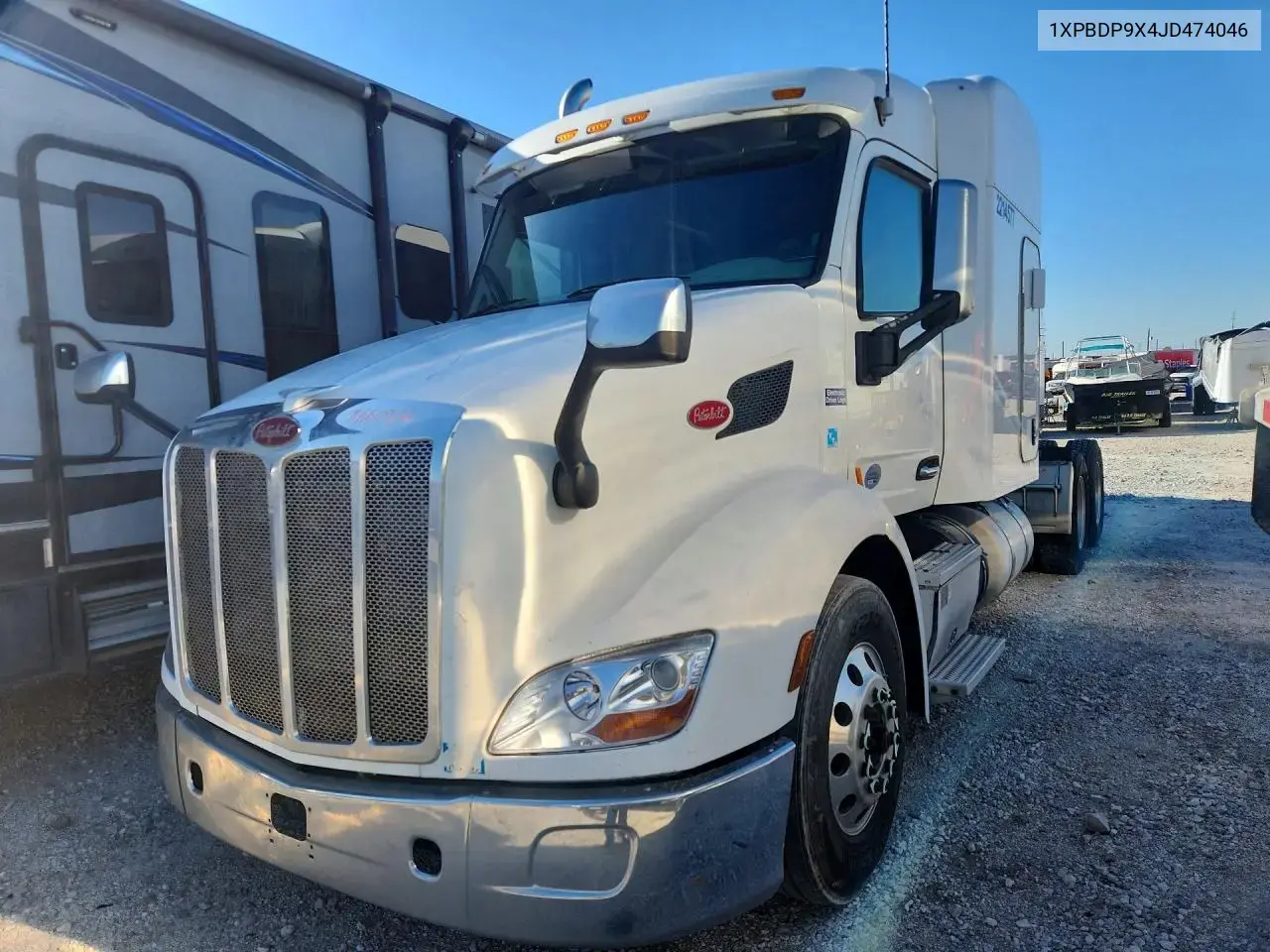 2018 Peterbilt 579 Semi Truck