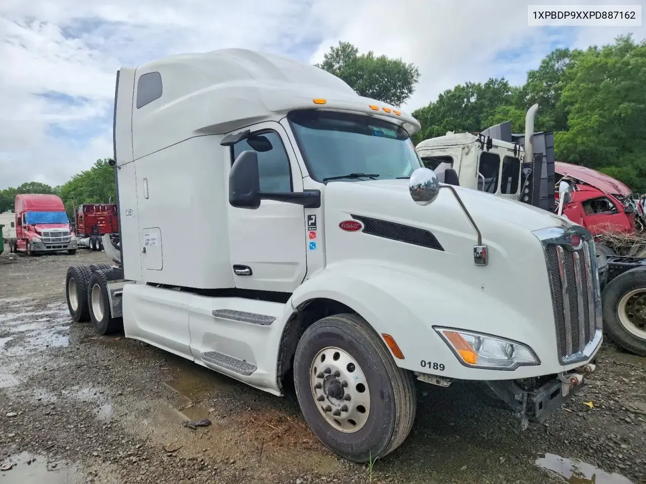 2023 Peterbilt 579 Semi Truck
