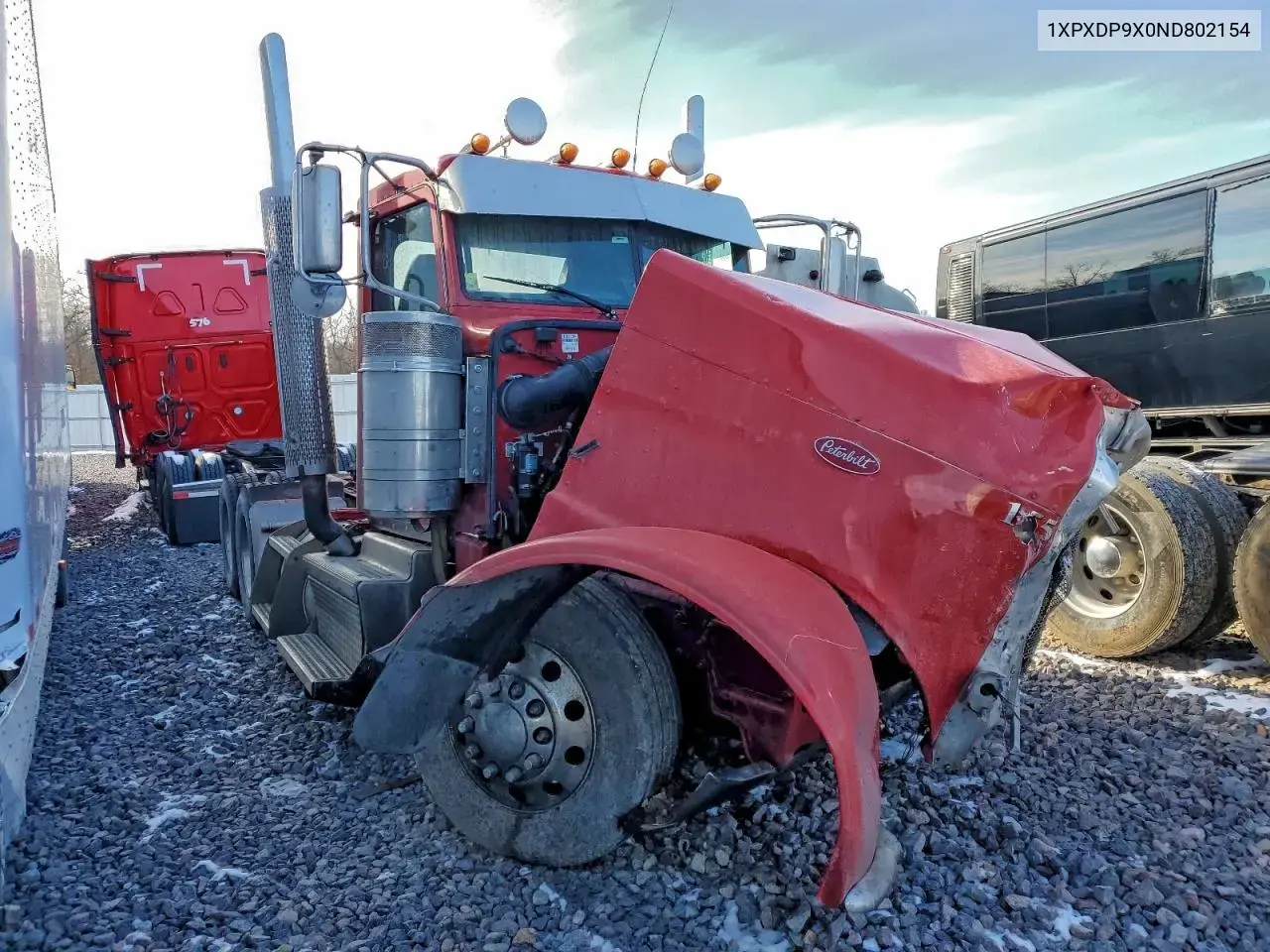 2022 Peterbilt 389 Semi Truck