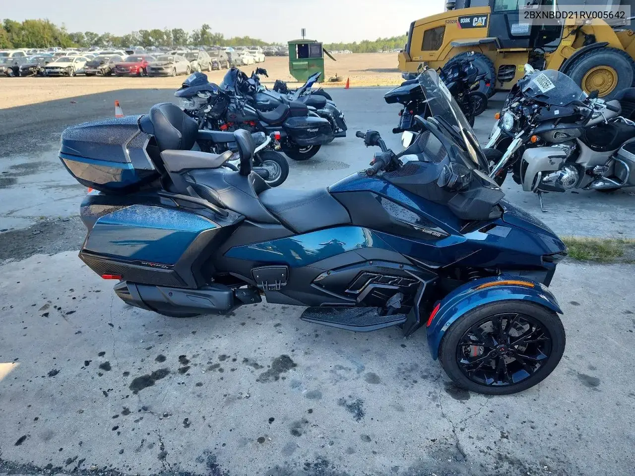 2024 Can-Am Spyder Roadster RT