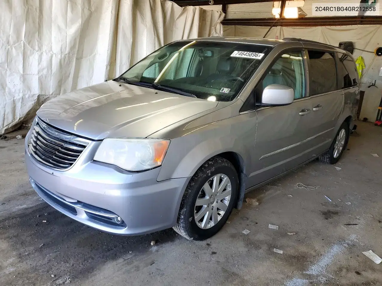 2016 Chrysler Town & Country Touring
