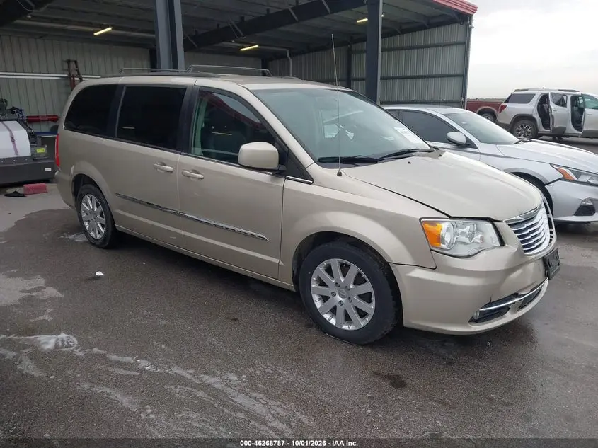 2016 Chrysler Town & Country Touring
