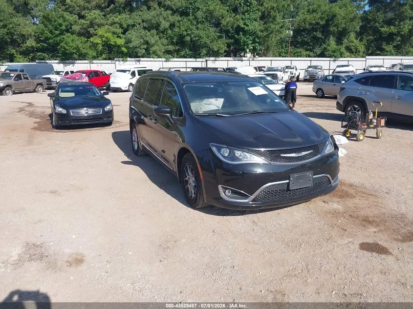 2020 Chrysler Pacifica Touring L