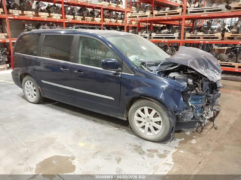 2015 Chrysler Town & Country Touring