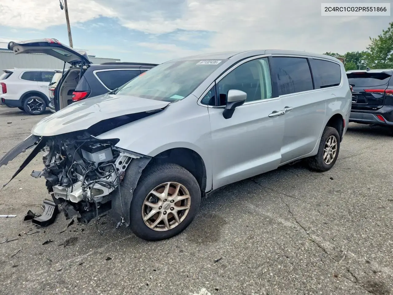 2023 Chrysler Voyager LX